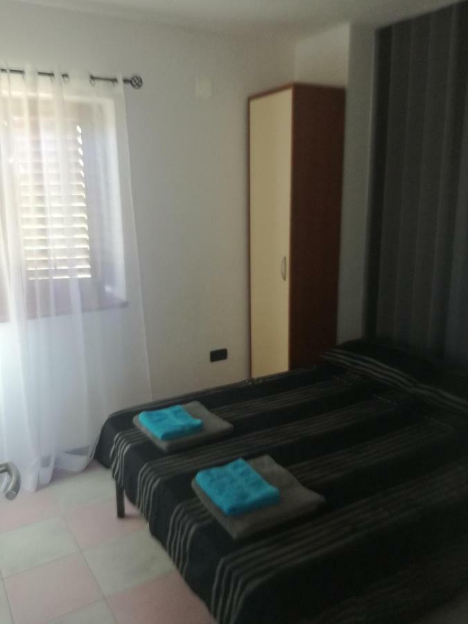 Apartment Rojnic Galižana Екстериор снимка